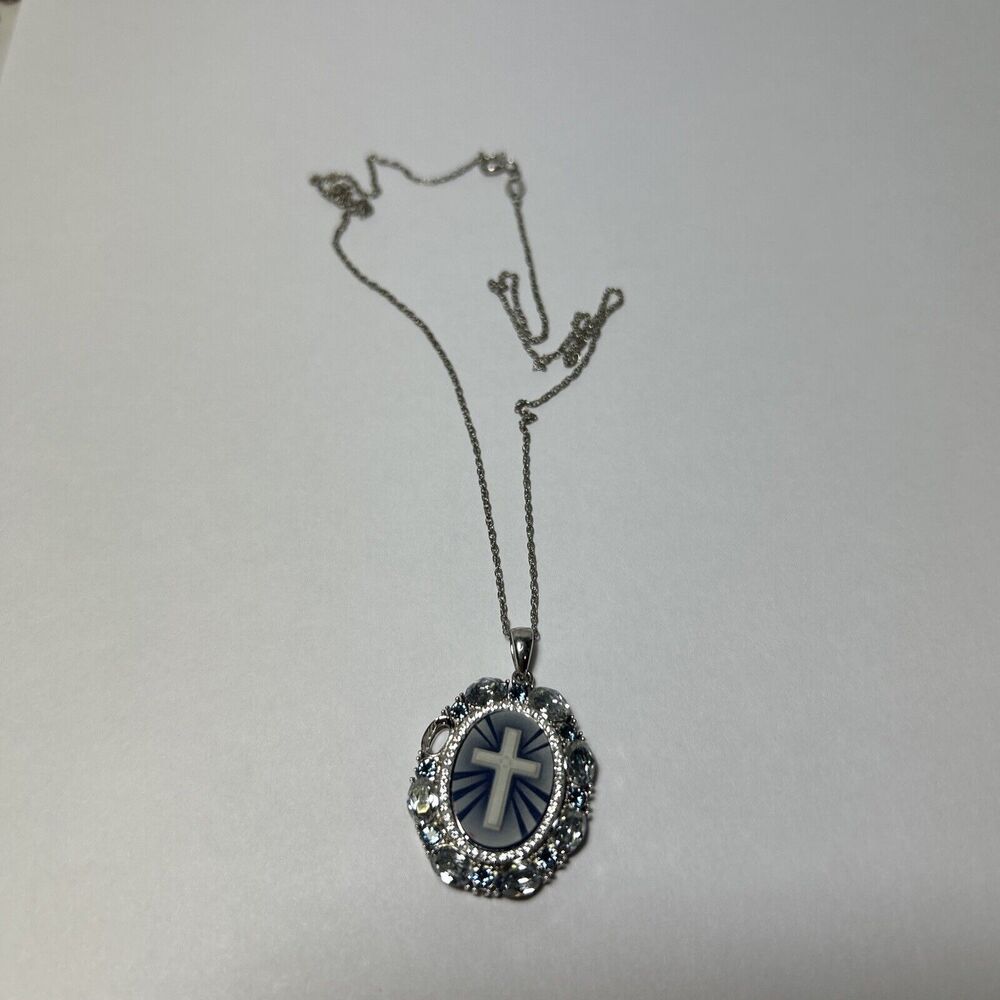 925 Sterling Silver Blue Cross Oval Cameo Crystal Pendant 18” - READ